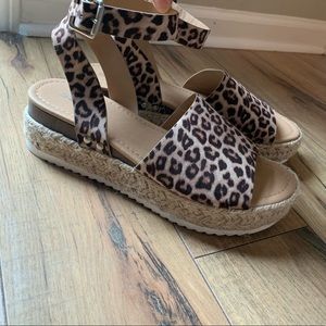 Leopard espadrilles